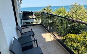 Forrest Villa